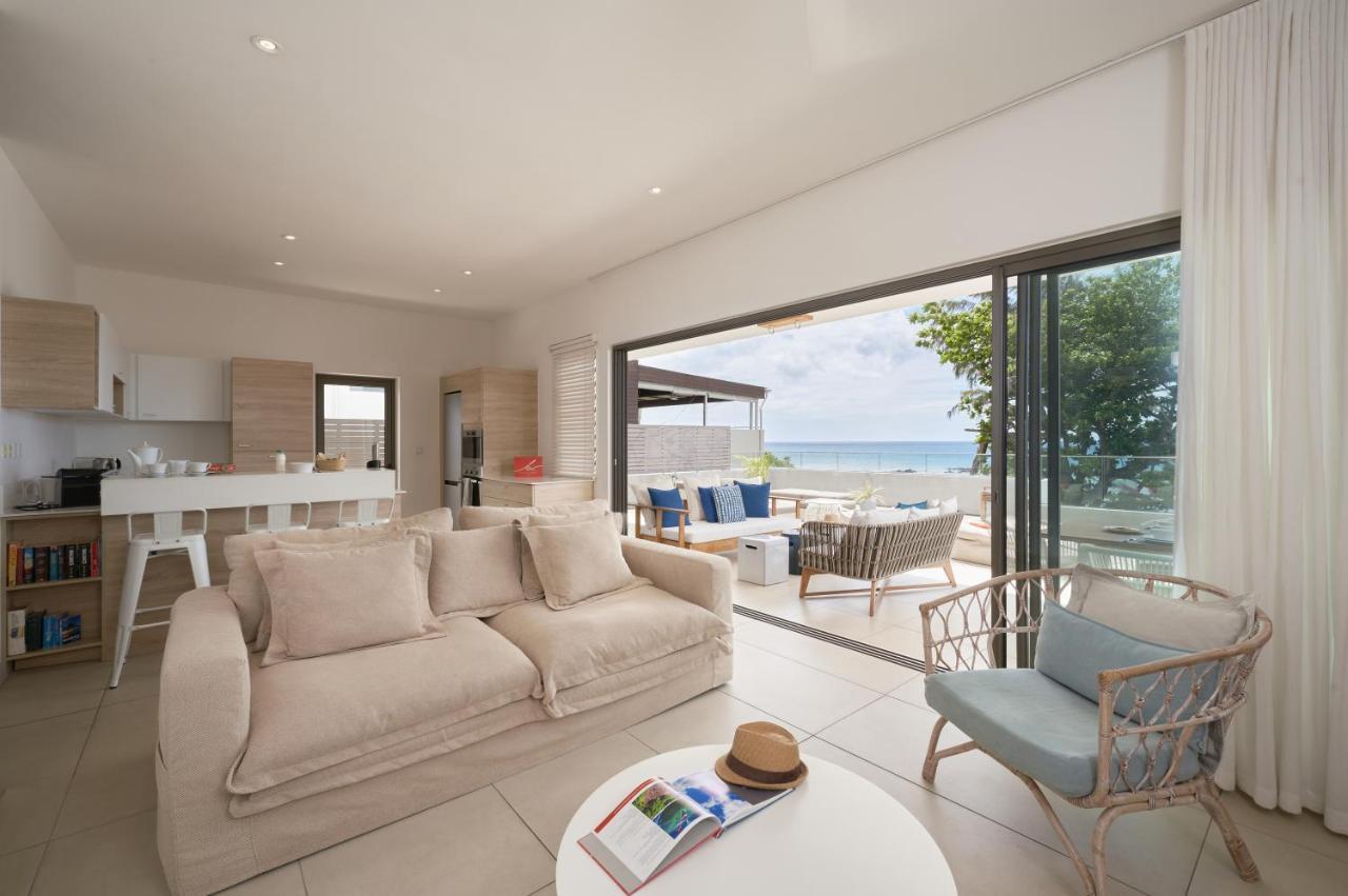 Les Estivales Beachfront Suites & Penthouses By Lov Trou-aux-Biches Exteriér fotografie